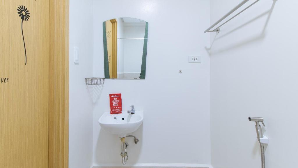 Апартаменты Reddoorz Premium @ Smdc Fairview Кесон-Сити Экстерьер фото